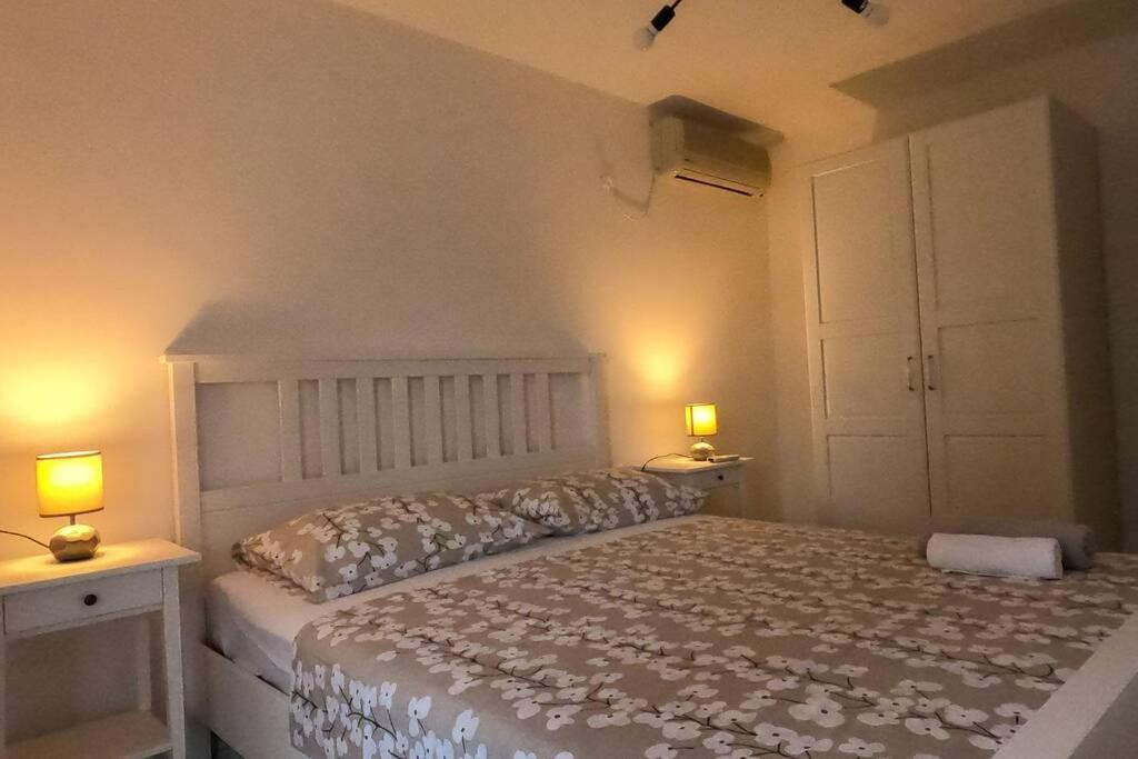 Kn House With Two Apartments Near Sea Rogoznica  Ngoại thất bức ảnh