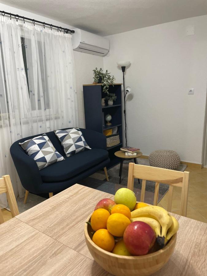 Kn House With Two Apartments Near Sea Rogoznica  Ngoại thất bức ảnh