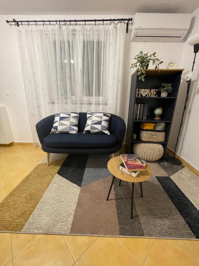Kn House With Two Apartments Near Sea Rogoznica  Ngoại thất bức ảnh