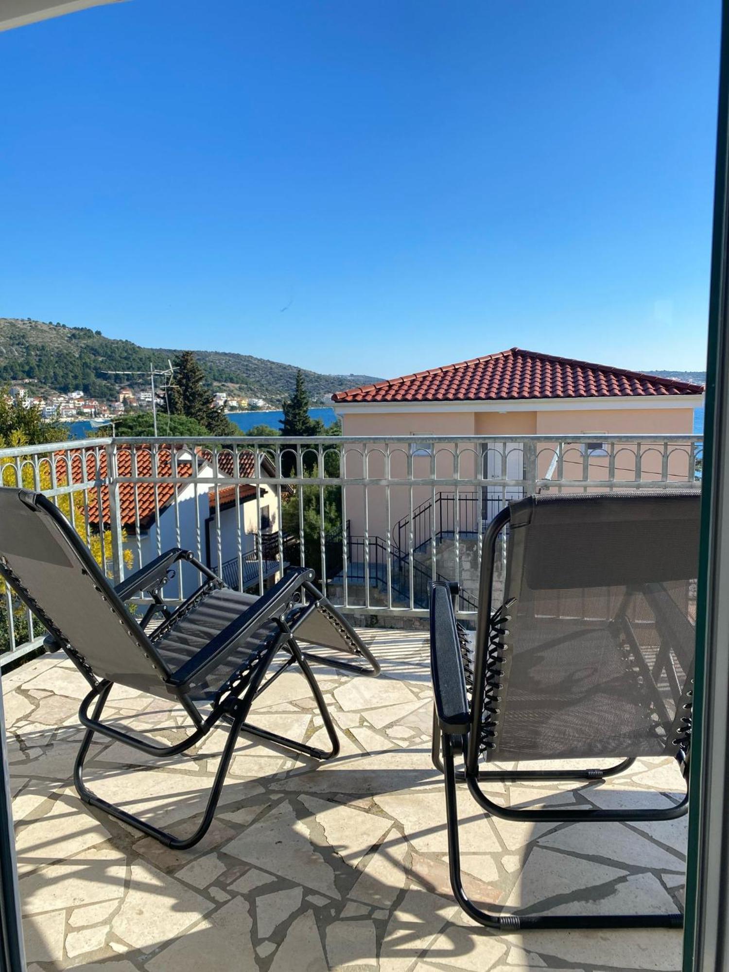 Kn House With Two Apartments Near Sea Rogoznica  Ngoại thất bức ảnh